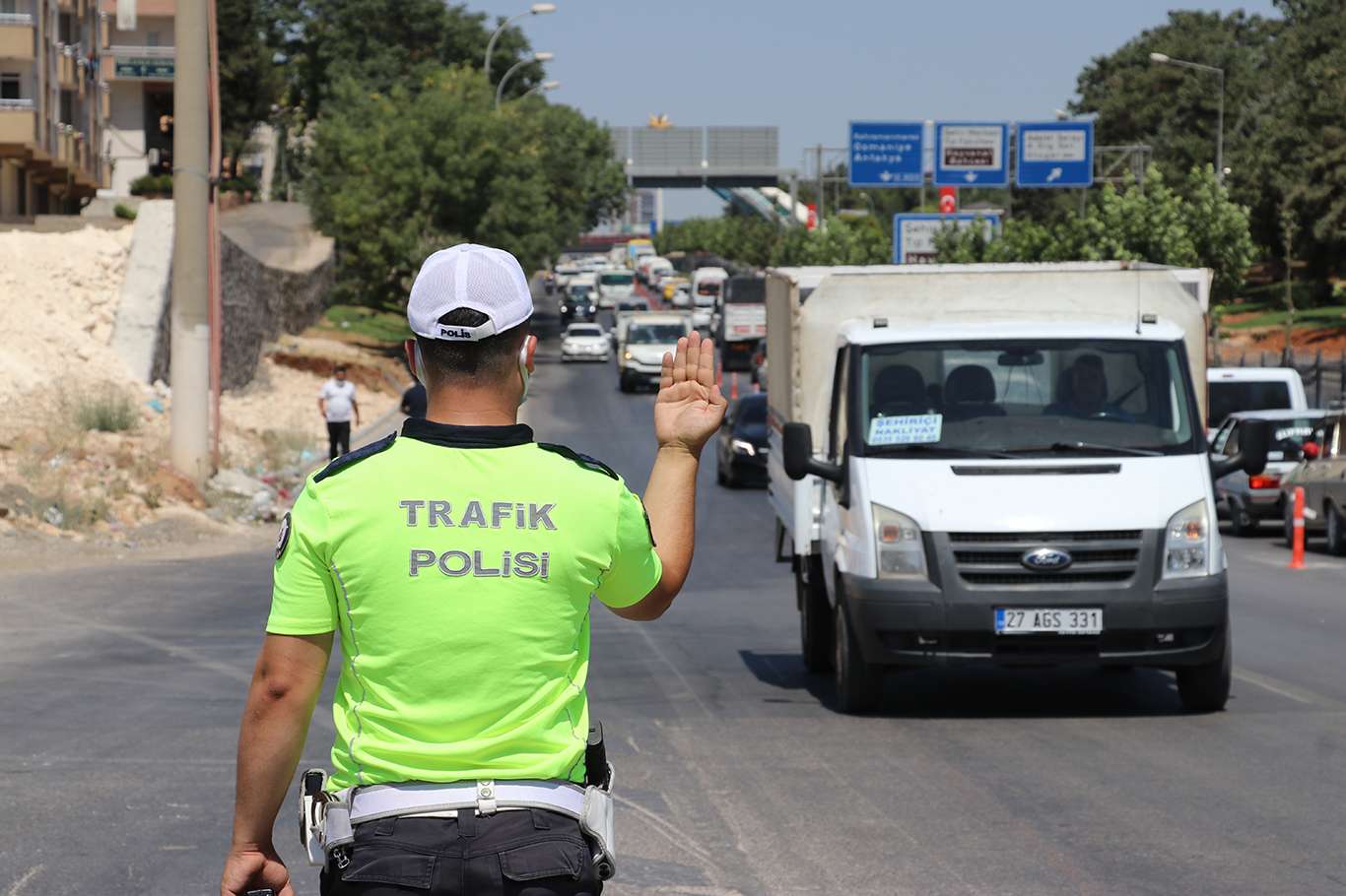 Gaziantep’te “tarihi İpekyolu”ndaki çalışma sürücüleri mağdur etti Gaziantep’te “tarihi İpekyolu”ndaki çalışma sürücüleri mağdur etti